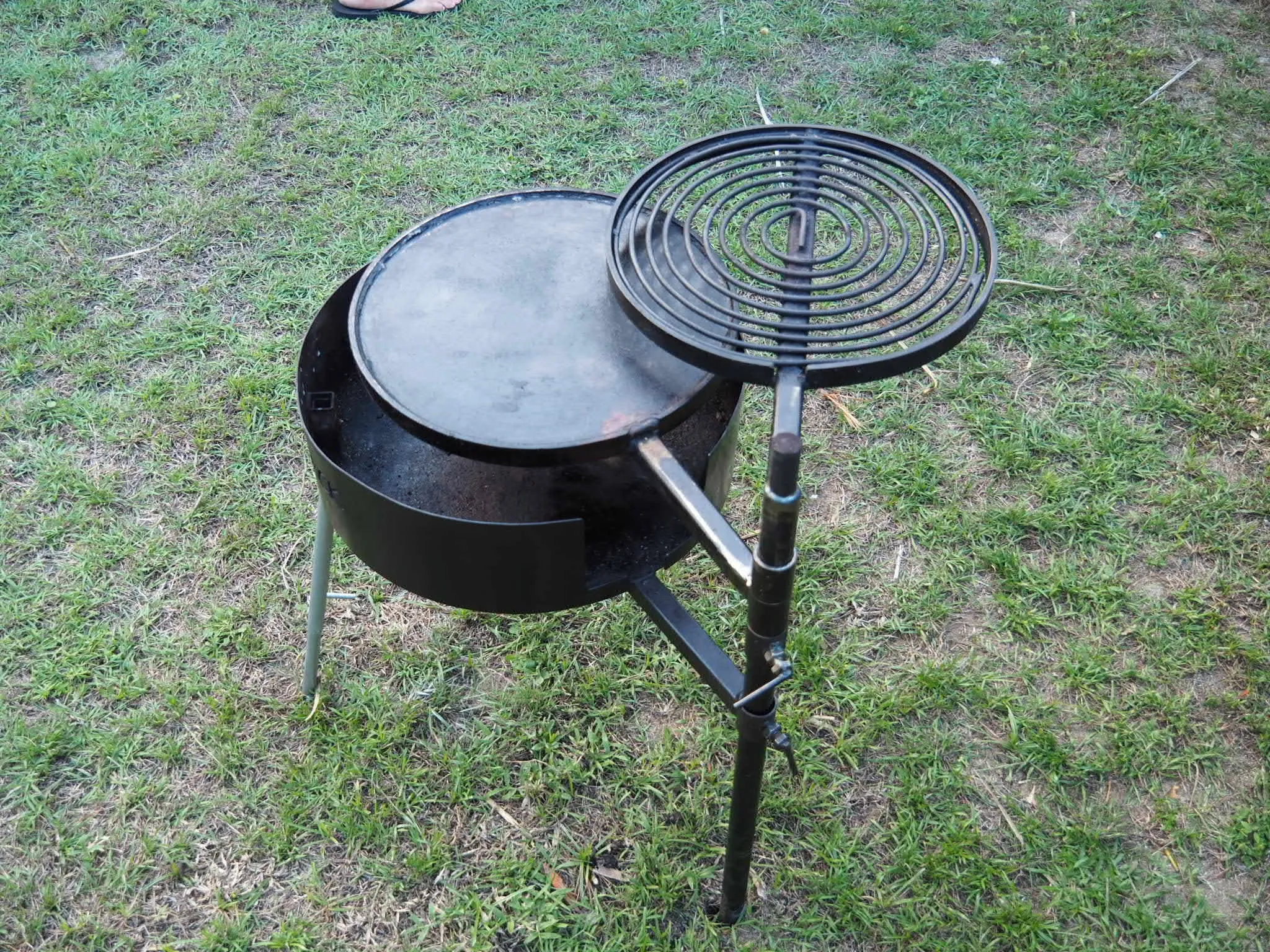 Camping Fire Pit with Swinging Hot Plate & Grill