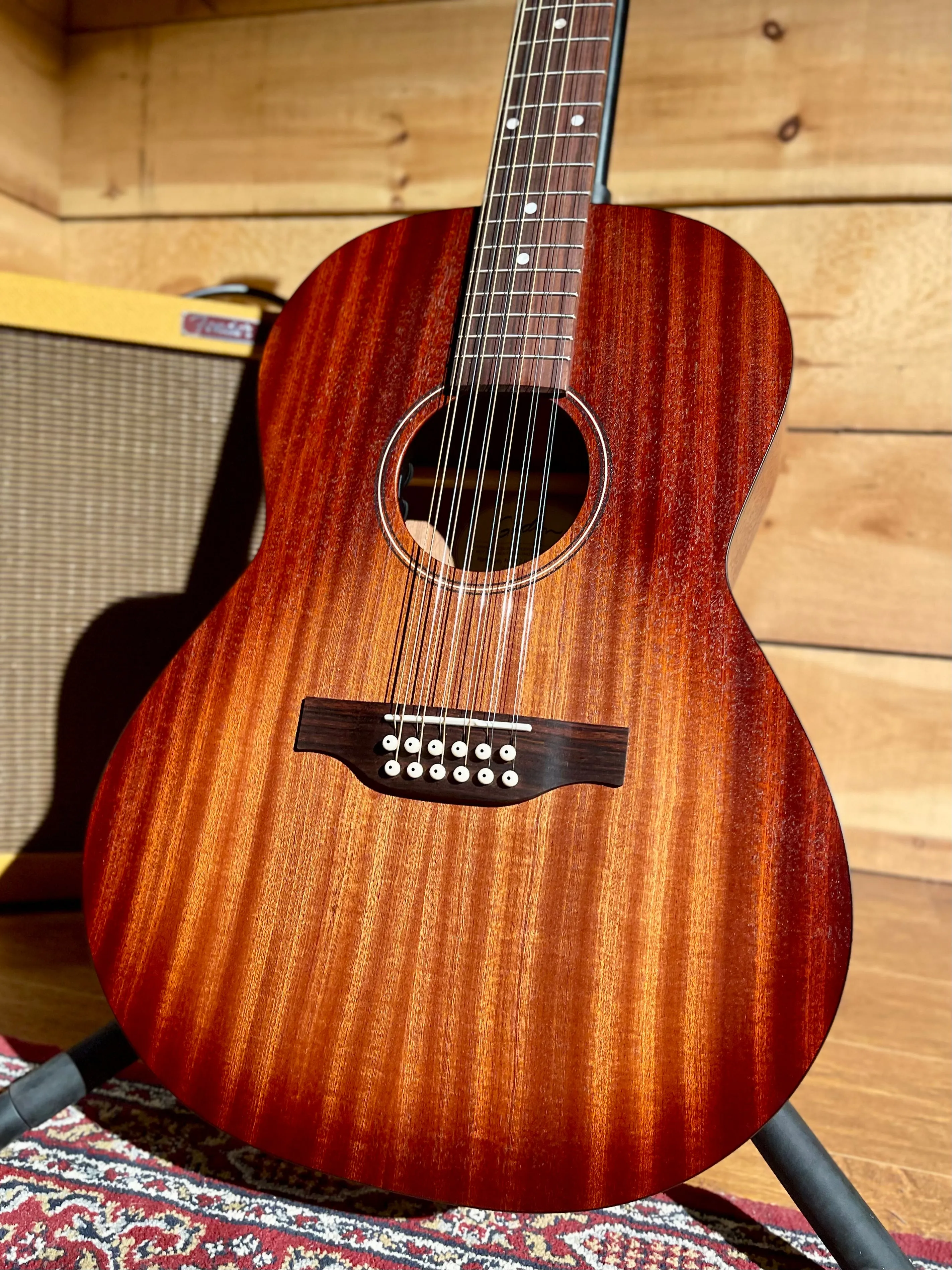 Godin Mahogany Folk 12, Rustic Burst, A/E